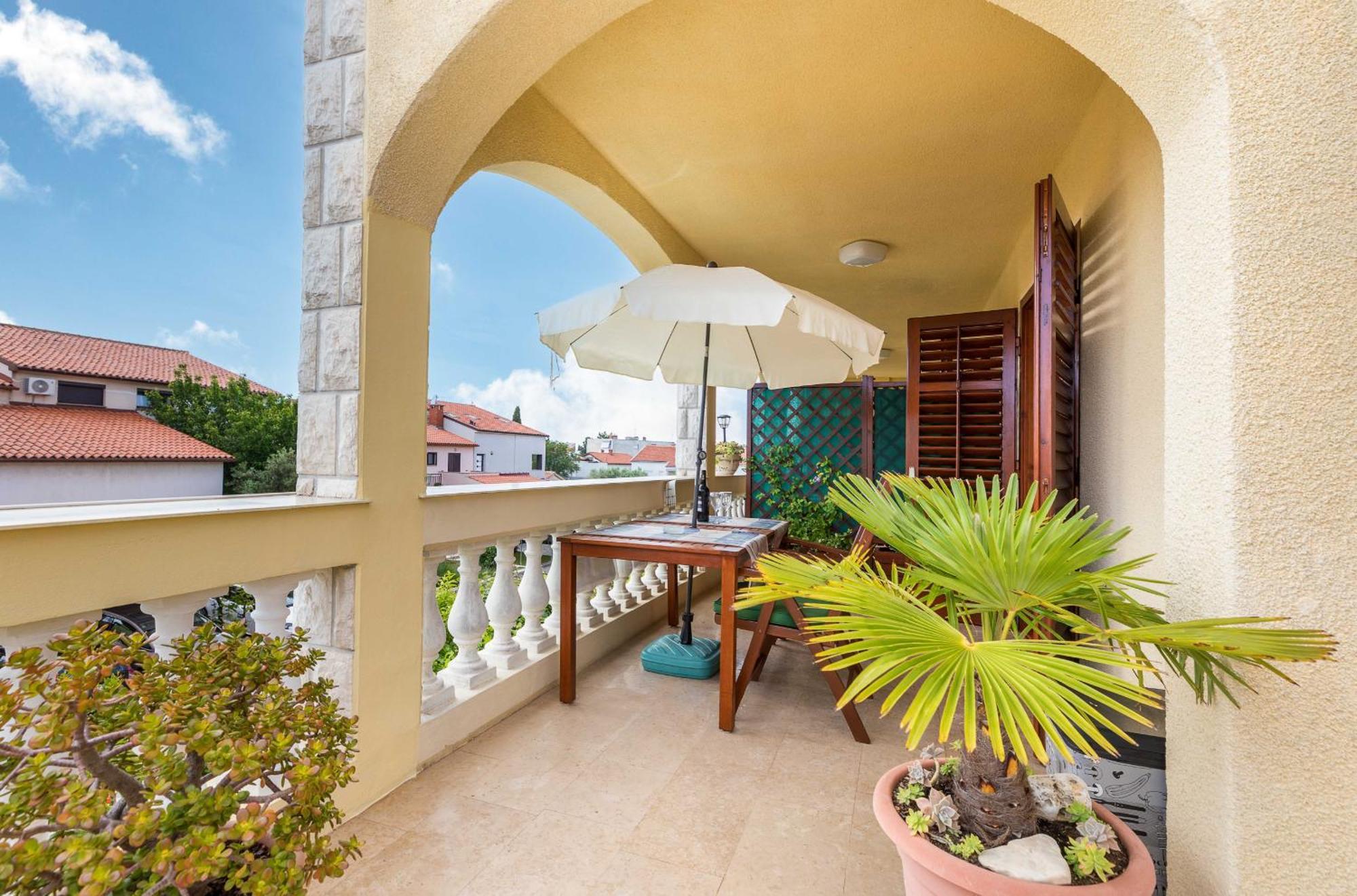 Villa Nada In Fazana - Near The Beach Exterior photo