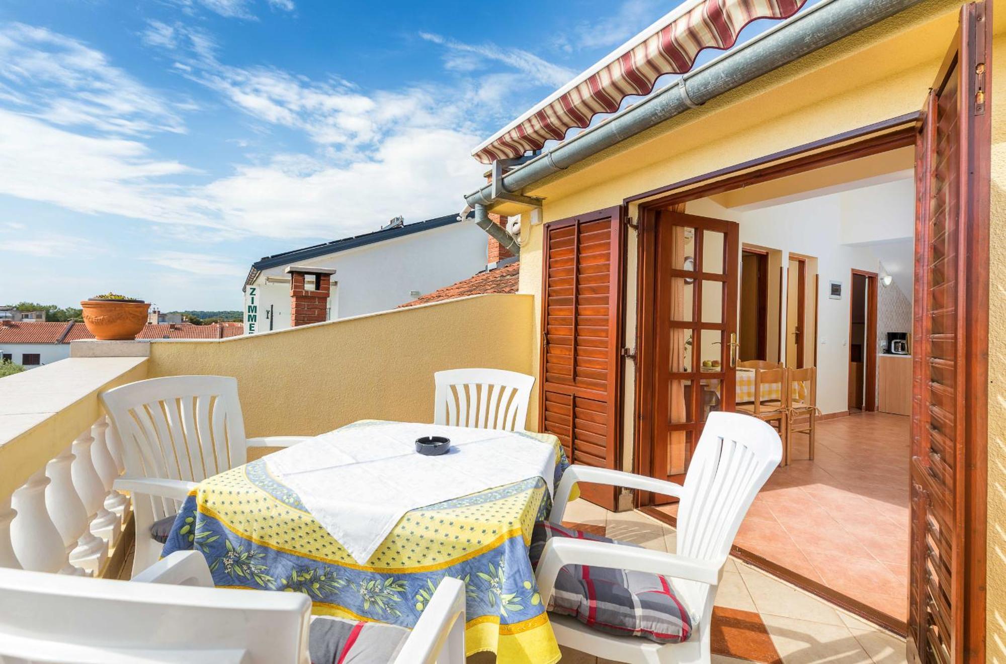 Villa Nada In Fazana - Near The Beach Exterior photo