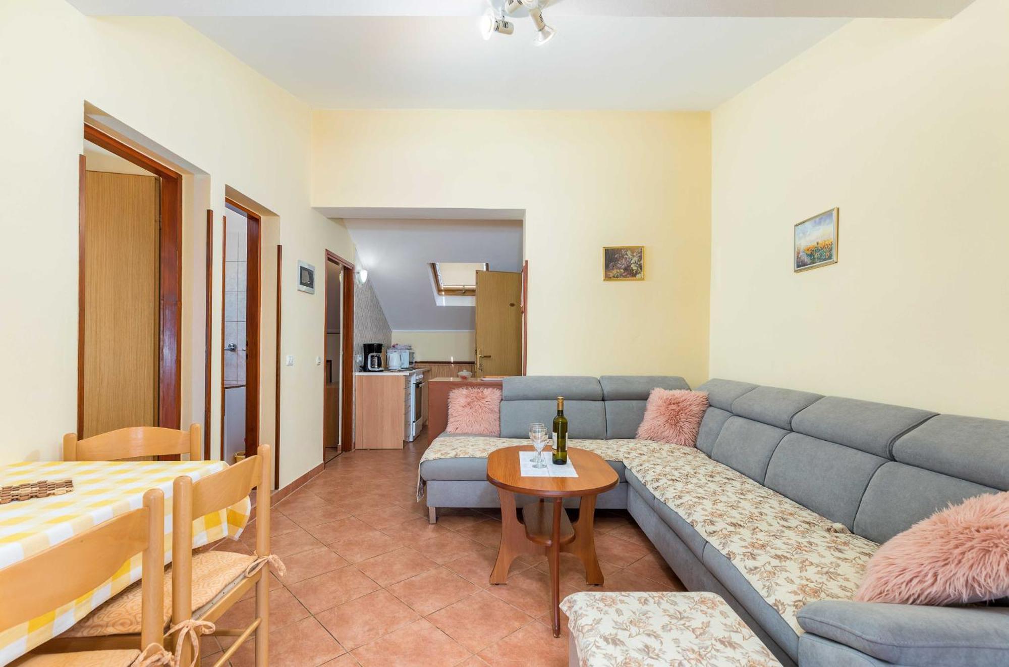 Villa Nada In Fazana - Near The Beach Exterior photo